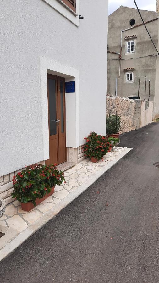 Apartmani Muzic Orlec Екстер'єр фото