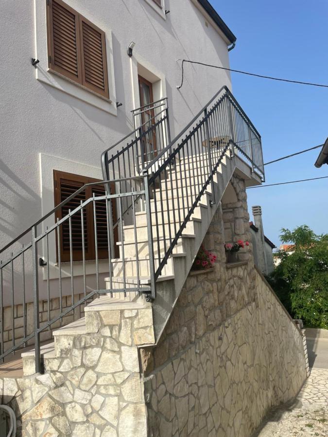 Apartmani Muzic Orlec Екстер'єр фото