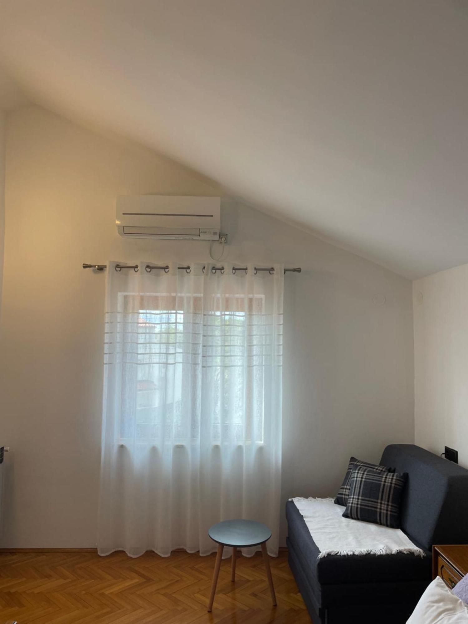 Apartmani Muzic Orlec Екстер'єр фото