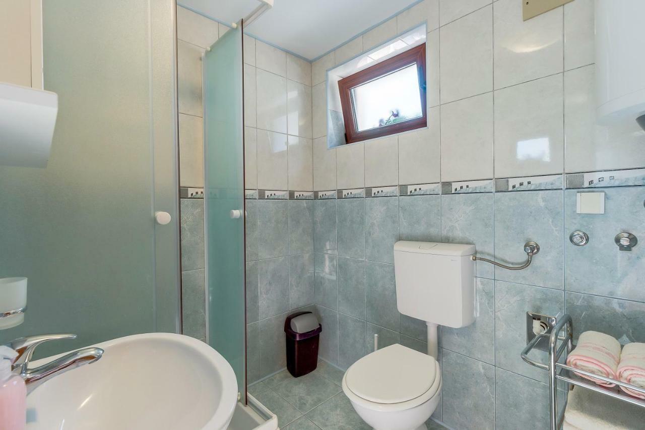 Apartmani Muzic Orlec Екстер'єр фото